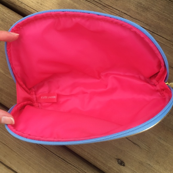 Lilly Pulitzer for Estée Lauder makeup bag - Picture 5 of 7